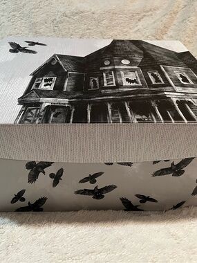 Halloween decorative box large